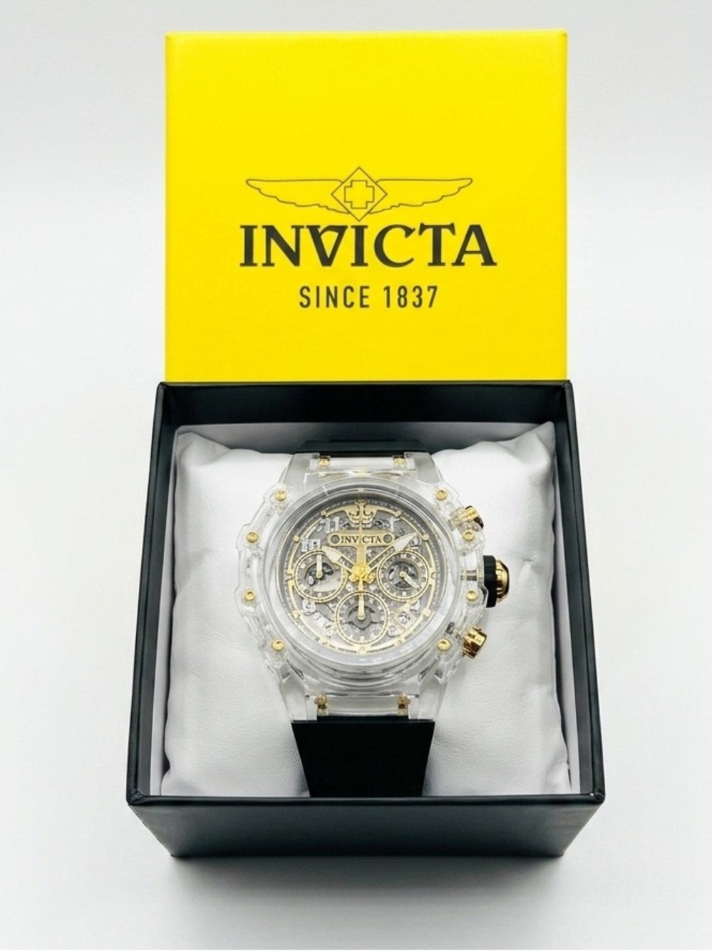 Invicta Racing Vaulthan Men's Chronograph Watch (Model 69690).